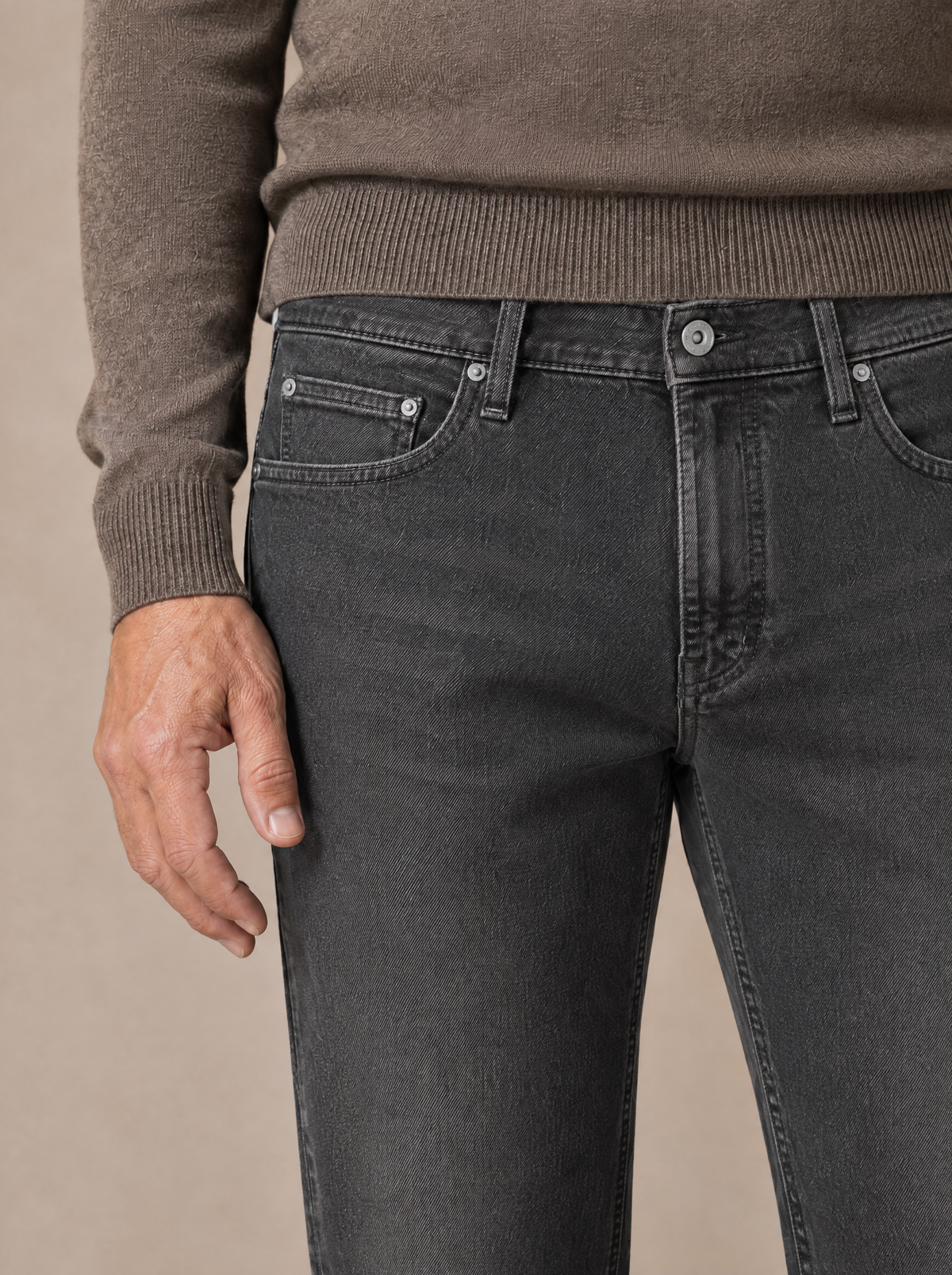 The Precision Jeans – Graphite